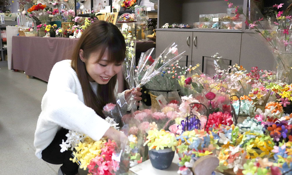 まゆ花のフラワーアレンジメント