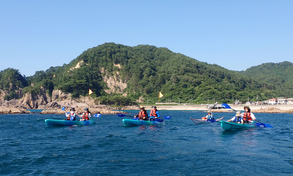 名勝天然記念物 笹川流れをめぐるシーカヤック体験