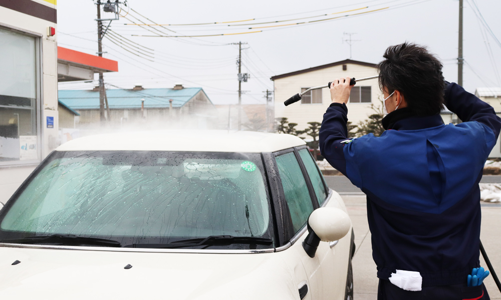 手洗い洗車（撥水仕上げ）＋アンダーウォッシュ