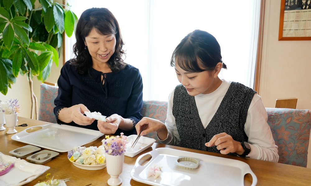 自在に制作 オリジナルアロマワックスサシェ作り