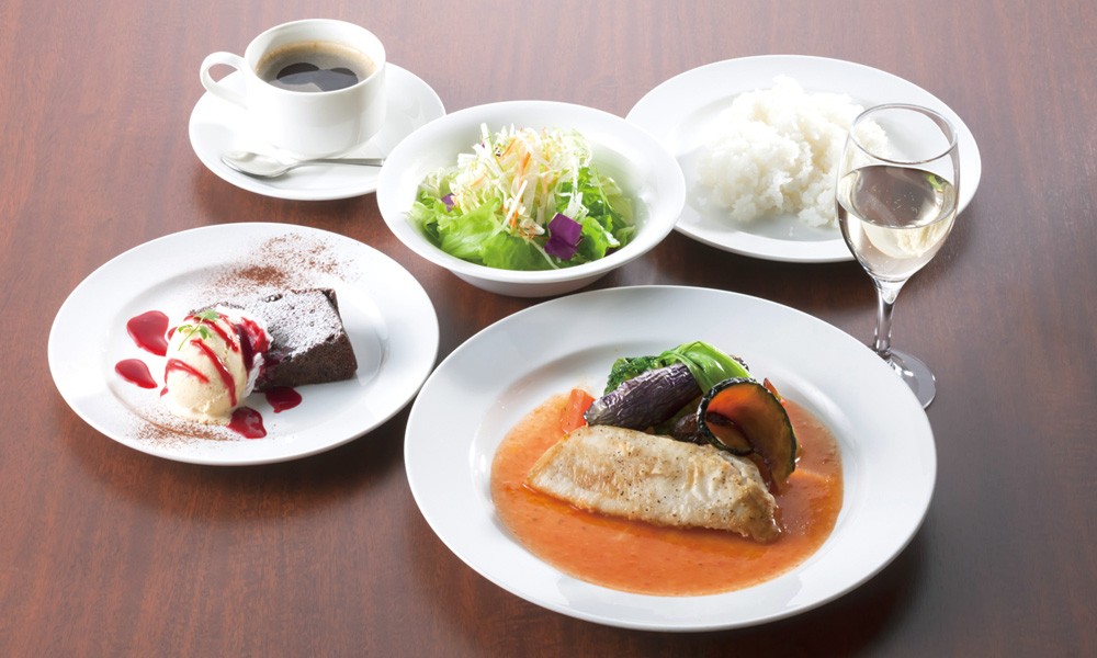ワイナリー見学&ワイン付ランチ【ペア】